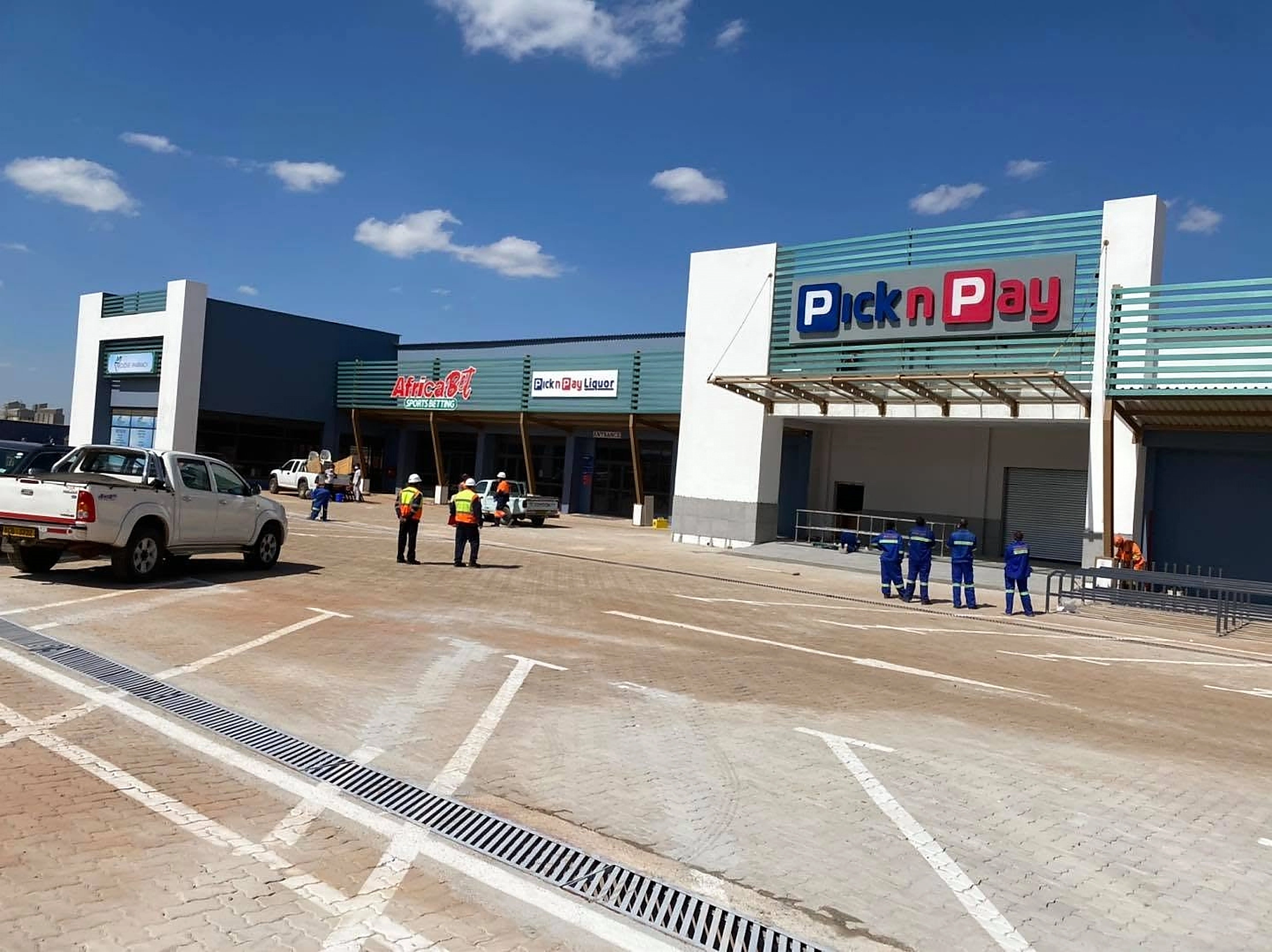 Aspindale Pick n Pay Mall, completed